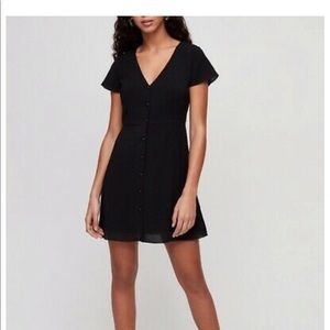 Wilfred nazaire dress size 8 Aritzia black